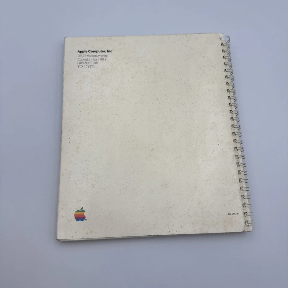 1984 Macintosh USER MANUAL Mac Works environment for the Lisa system